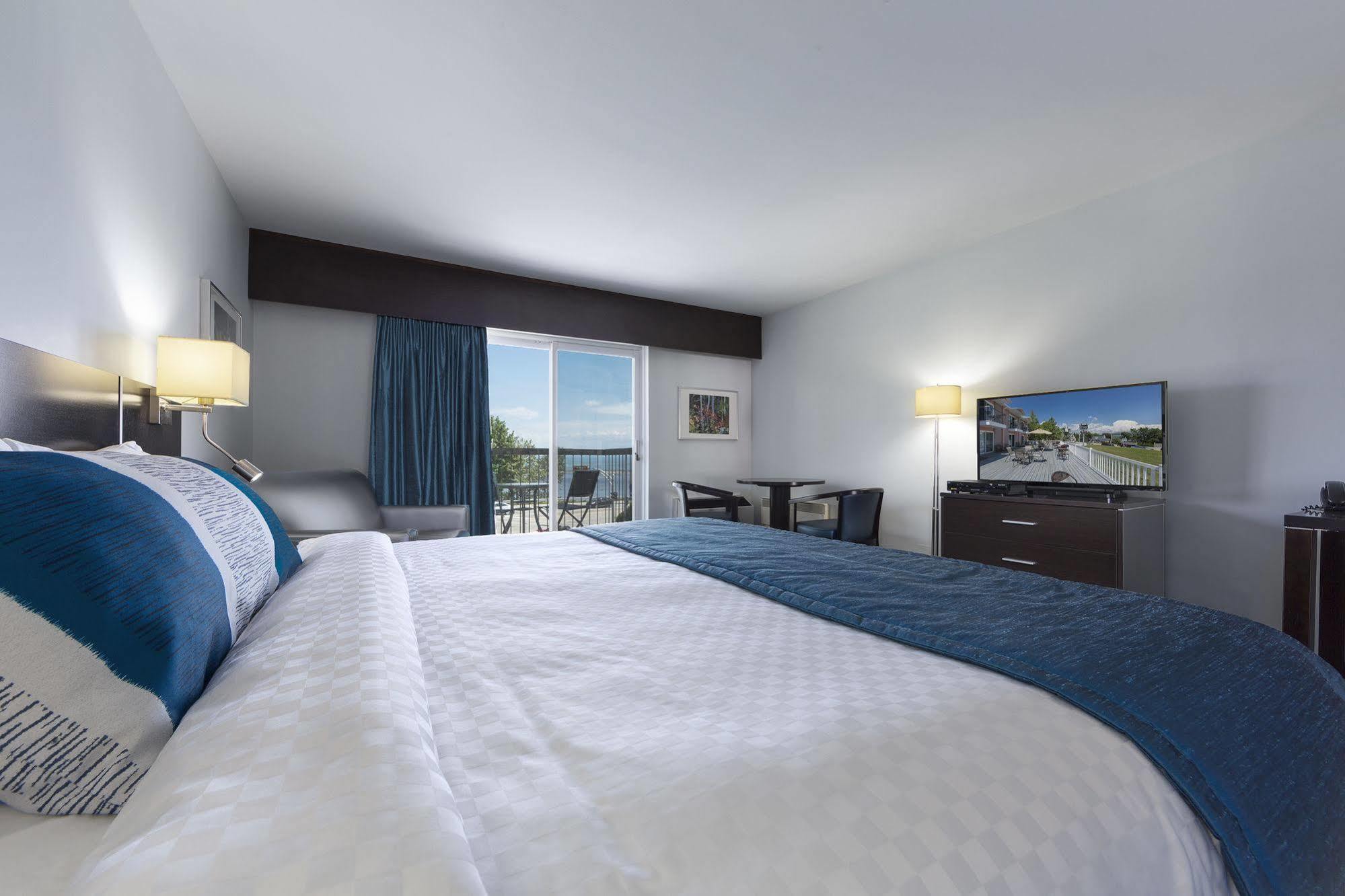 Hotel-Motel Castel De La Mer La Malbaie Bagian luar foto