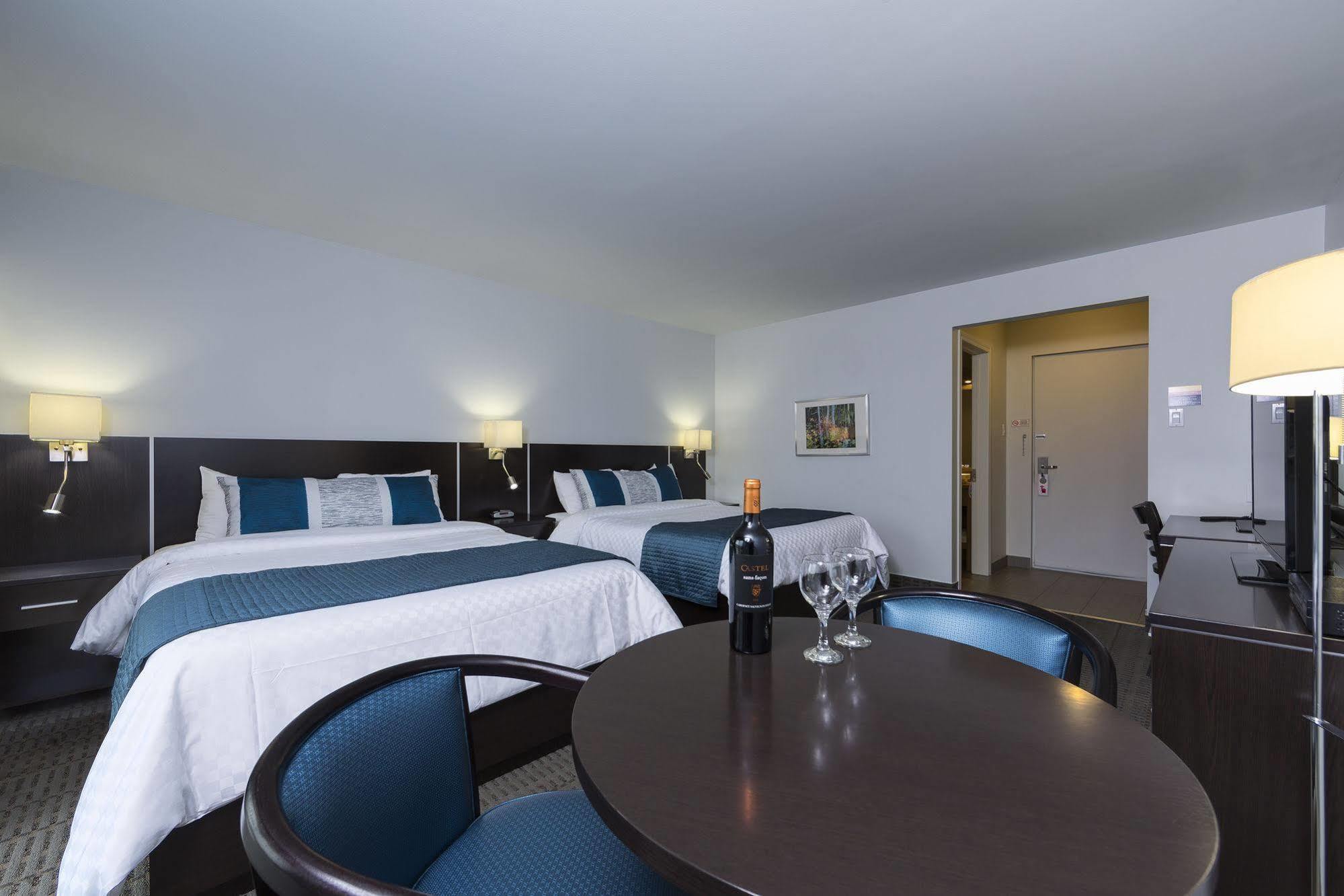Hotel-Motel Castel De La Mer La Malbaie Bagian luar foto